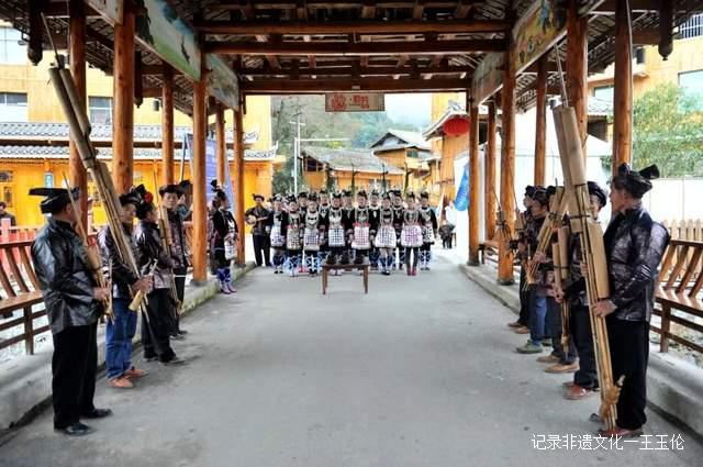 只用约好人,再踩一jio油门就行了