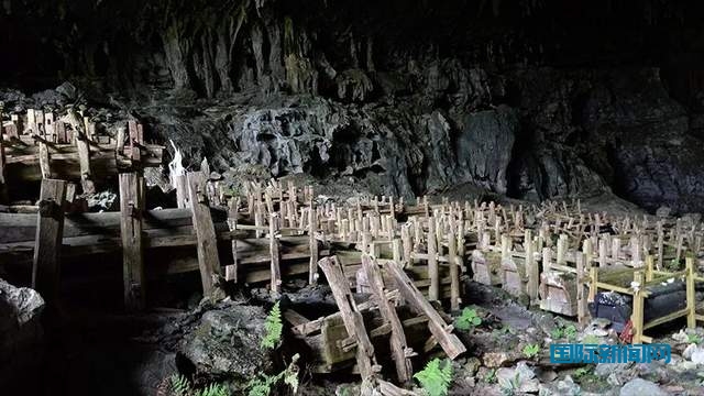 “笙歌飞苗寨,欢庆四月八”——苗族青年交友联谊活动在花溪举行