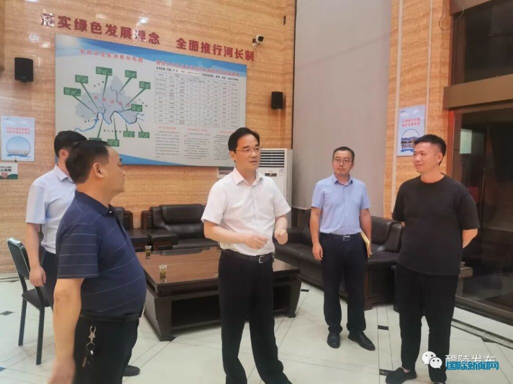 醴陵市委书记王利波赴王仙、浦口、长庆督查安全生产