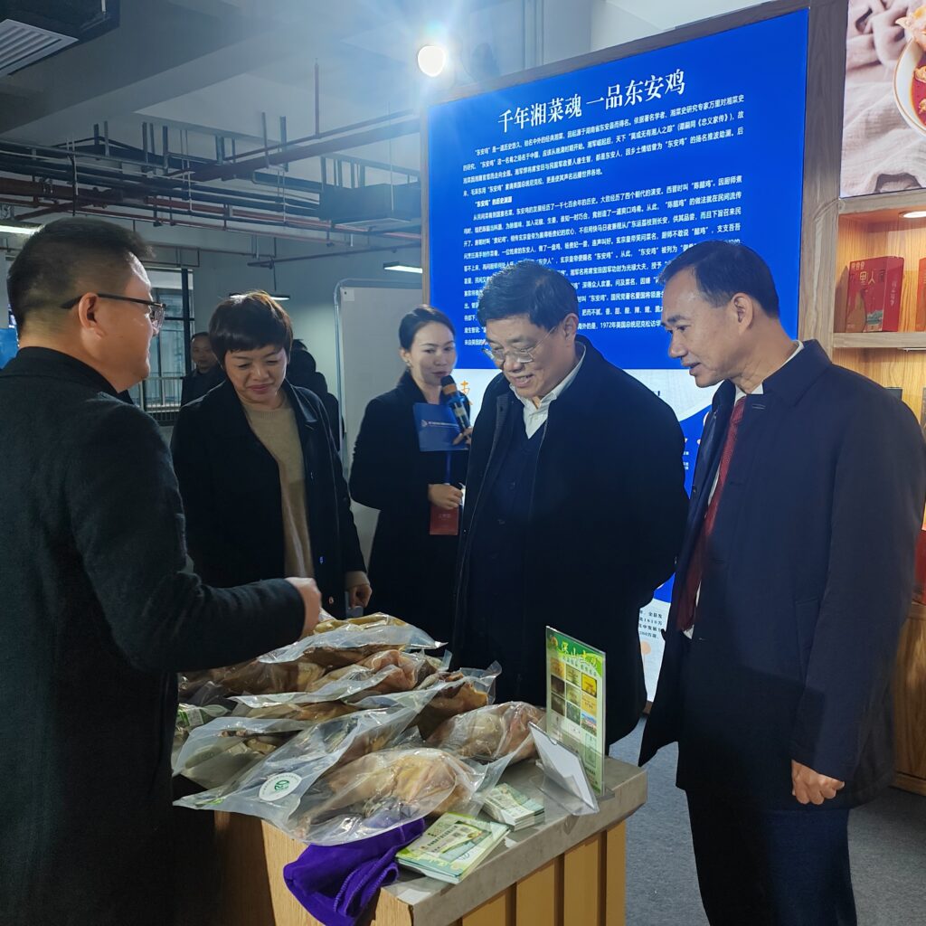 第六届东盟·湖南（永州）名优产品交易会开幕  活动精彩纷呈海内外客商云集