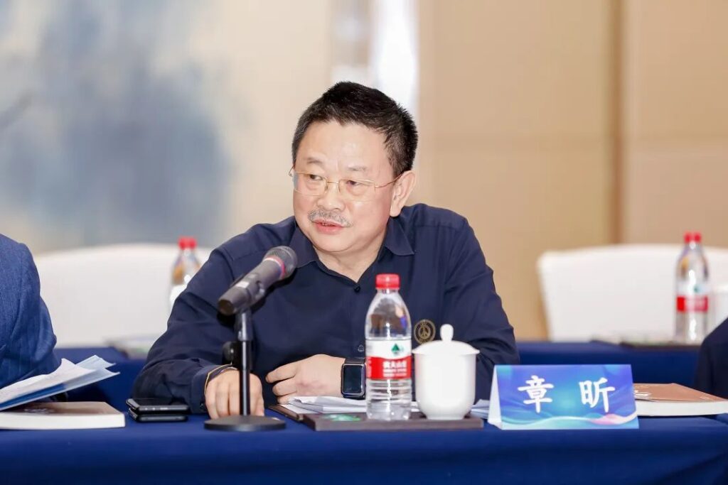 有个声音在呼唤：归来吧，归来吧，漂泊在外的游子 | 2023 年京津冀“湘（娄）商回归”座谈会在北京顺利召开